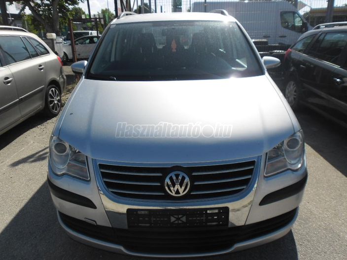 VOLKSWAGEN TOURAN 1.9 PD TDi Trendline