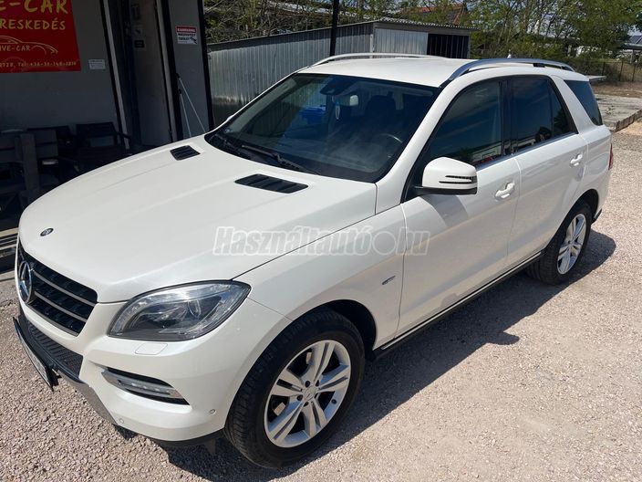 MERCEDES-BENZ ML 350 BlueTEC (Automata)