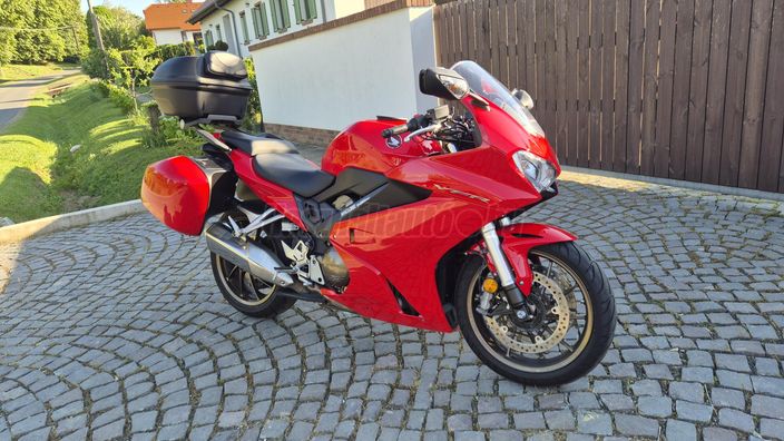 HONDA VFR 800