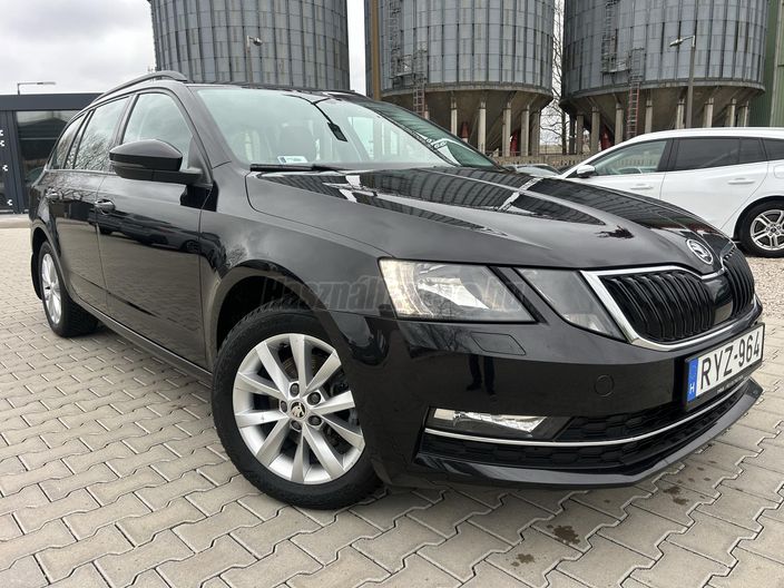 SKODA OCTAVIA Combi 1.5 TSI ACT Style DSG