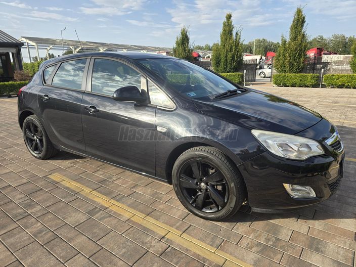 OPEL ASTRA J 1.4 T Enjoy (Automata)