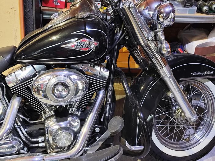 HARLEY-DAVIDSON HERITAGE SOFTAIL CLASSIC