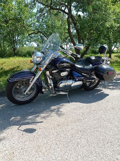 SUZUKI VL 800 (INTRUDER)