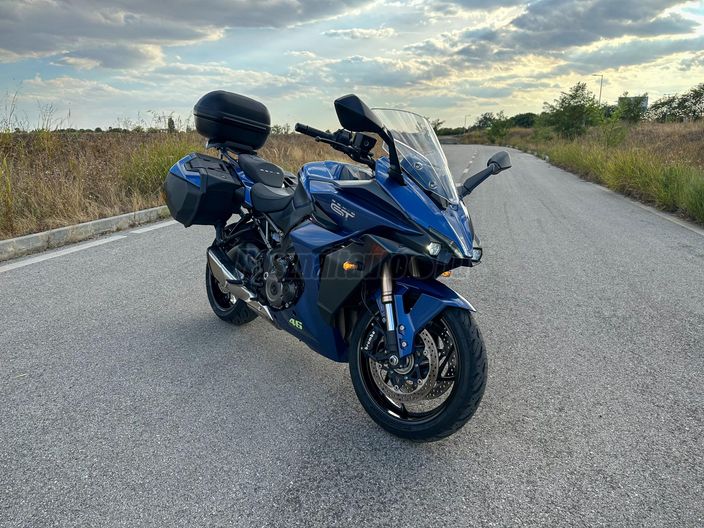 SUZUKI GSX-S 1000 GT