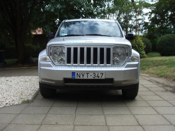 JEEP CHEROKEE 2.8 CRD Sport
