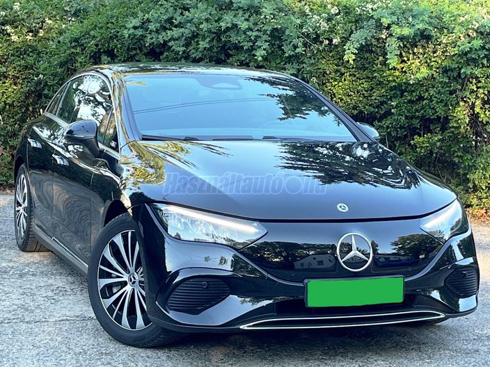 MERCEDES-BENZ EQE 350+