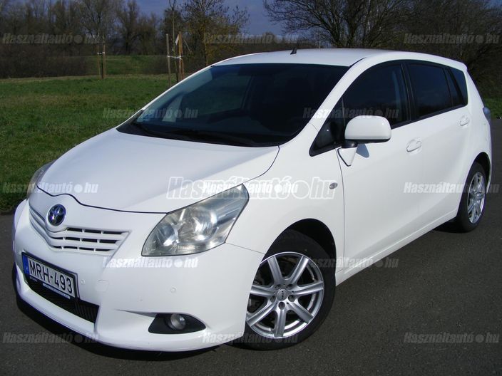 TOYOTA VERSO 2.2 D-CAT Premium (Automata)