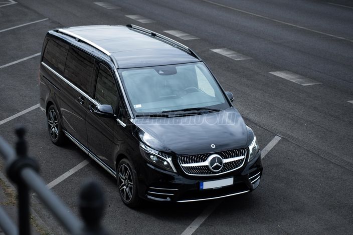 MERCEDES-BENZ V-OSZTÁLY V 300 BlueTec d Exclusive L (Automata) 4x4 (7 személyes )
