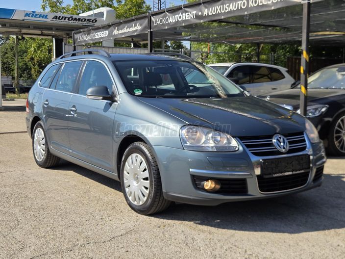 VOLKSWAGEN GOLF V Variant 1.6 Comfortline