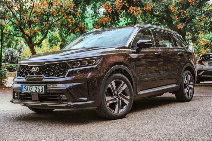 KIA SORENTO 1.6 T-GDI PHEV Platinum 4WD (Automata)