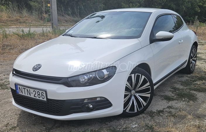 VOLKSWAGEN SCIROCCO 2.0 CR TDI DSG