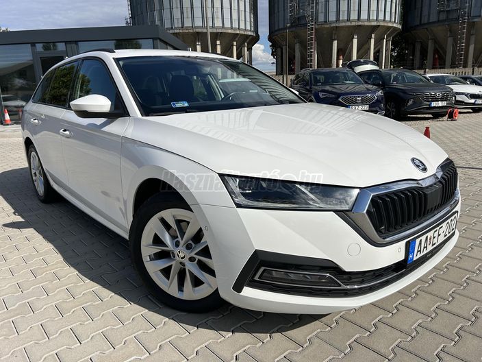 SKODA OCTAVIA Combi 1.5 TSI ACT Style