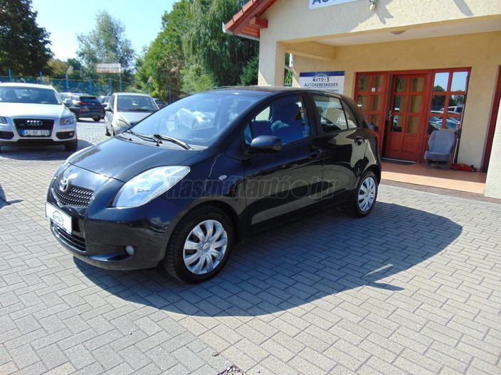 TOYOTA YARIS 1.3 Ice Plus