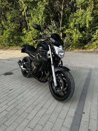 YAMAHA XJ 6 N