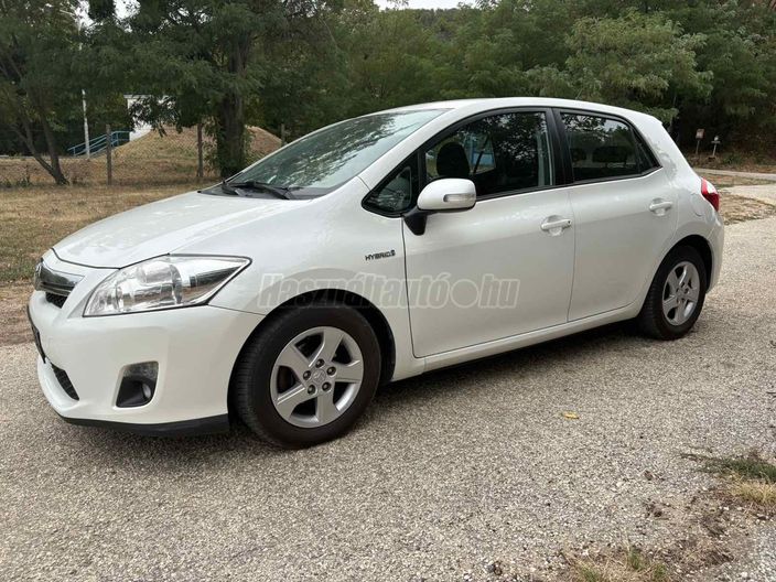 TOYOTA AURIS 1.8 HSD Sol (Automata)