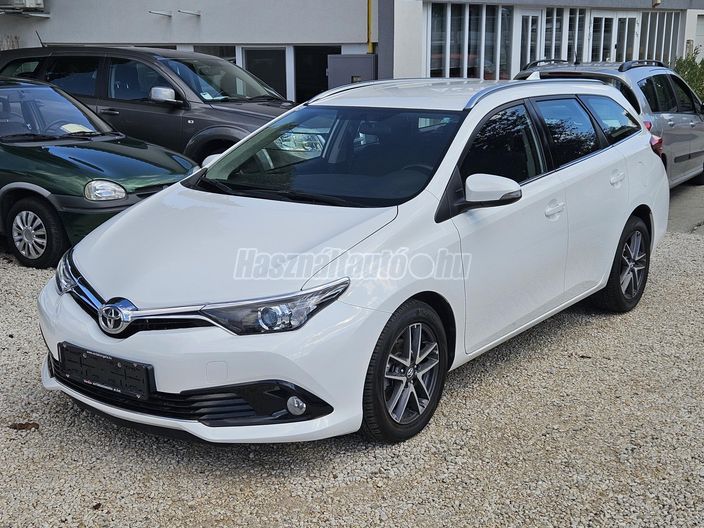 TOYOTA AURIS Touring Sports 1.4 D-4D Active Comfort