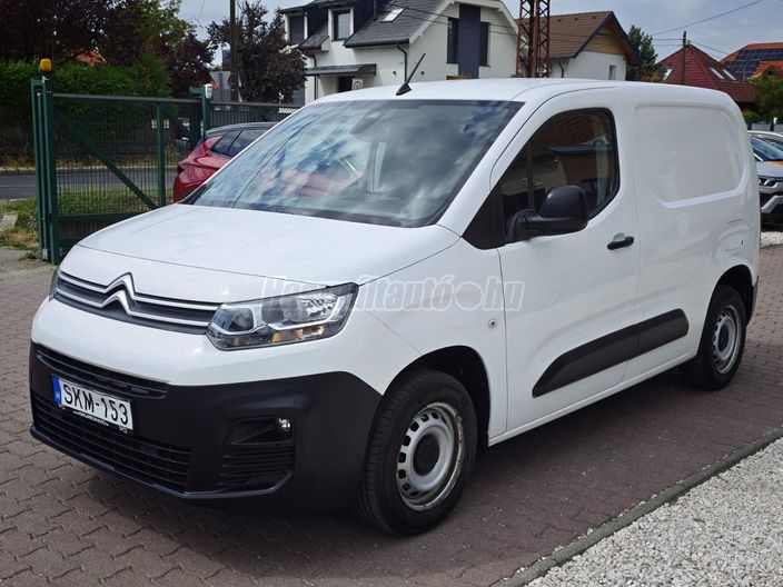 CITROEN BERLINGO 1.5 BlueHDi 100 Club M (3 személyes )