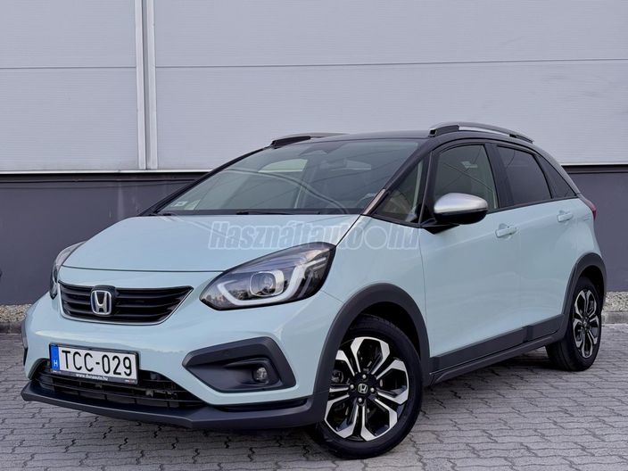 HONDA JAZZ 1.5 i-MMD Hybrid Crosstar Executive eCVT