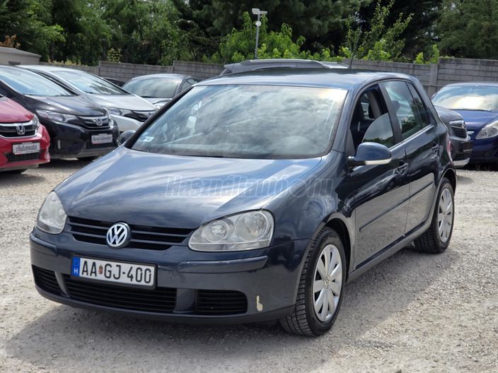 VOLKSWAGEN GOLF V 1.6 Trendline