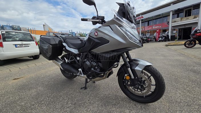 HONDA NT 1100 A