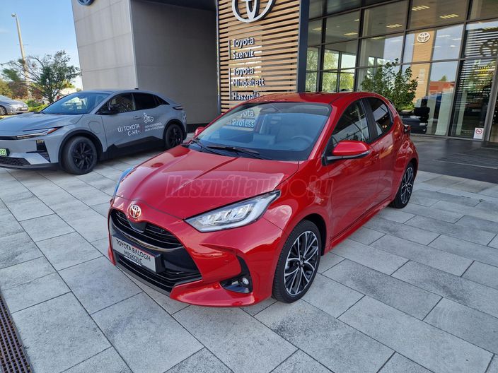 TOYOTA YARIS 1.5 Hybrid Style e-CVT