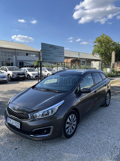 KIA CEE'D SW 1.4 CVVT Platinum