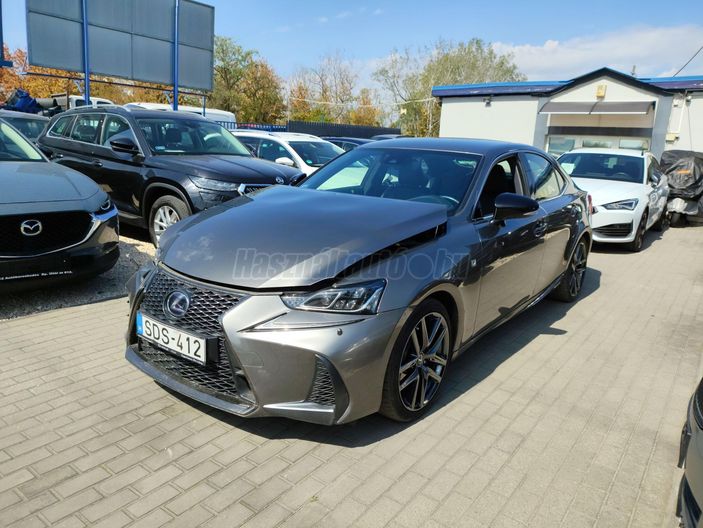 LEXUS IS 300h F Sport Plus CVT