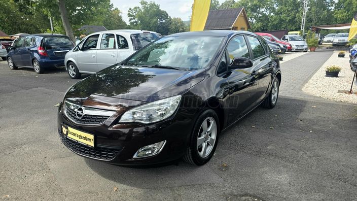 OPEL ASTRA J 1.4 T Enjoy