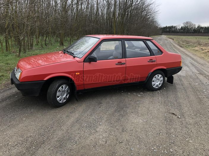 LADA SAMARA Forma 21099-01