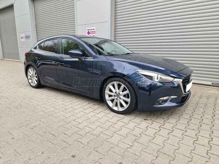 MAZDA 3 Sport 2.0 Revolution