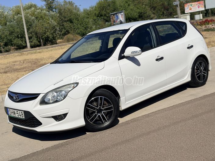 HYUNDAI I30 i30u 1.4 DOHC Comfort