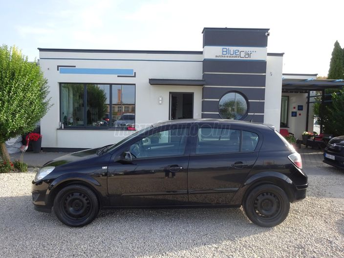 OPEL ASTRA H 1.6 Essentia Easytronic