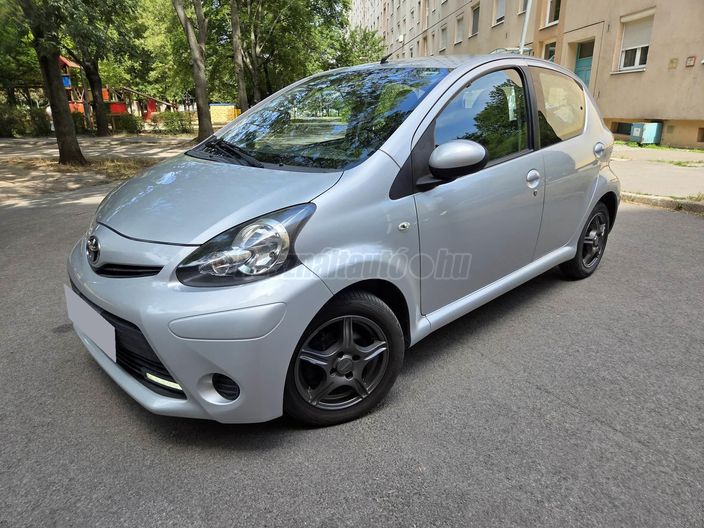 TOYOTA AYGO 1.0 Life