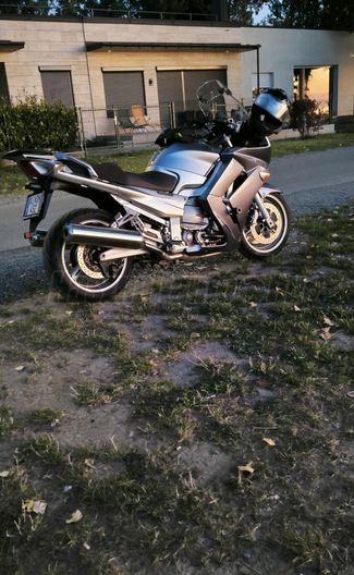 YAMAHA FJR 1300