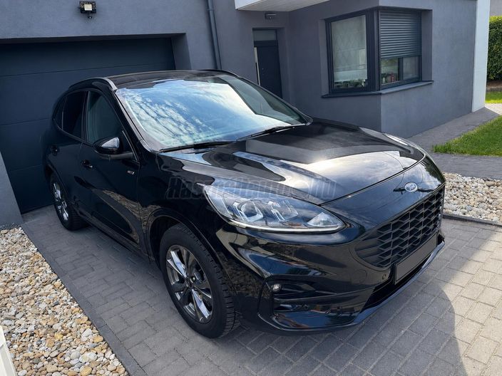 FORD KUGA 2.5 PHEV ST-Line CVT