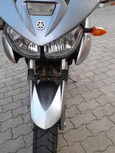 YAMAHA TDM 900