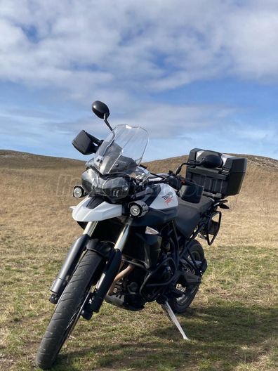 TRIUMPH TIGER 800 XC