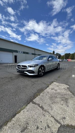 MERCEDES-BENZ C 180 9G-TRONIC Mild hybrid drive