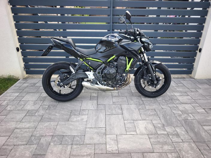 KAWASAKI Z 650
