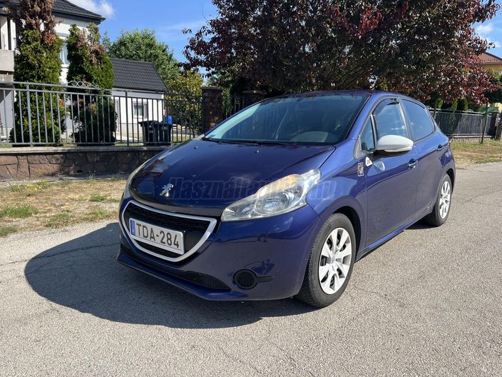 PEUGEOT 208 1.4 HDi Style