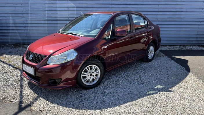 SUZUKI SX4 Sedan 1.6 GLX+