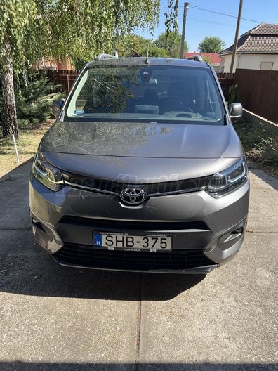 TOYOTA PROACE City Verso 1.5D Family Plus L2H1 [7 személy]