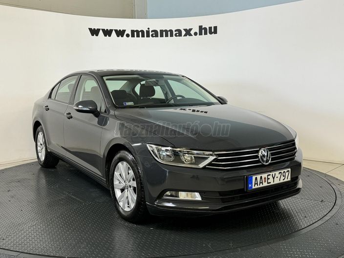 VOLKSWAGEN PASSAT VIII 1.6 TDI BMT Trendline