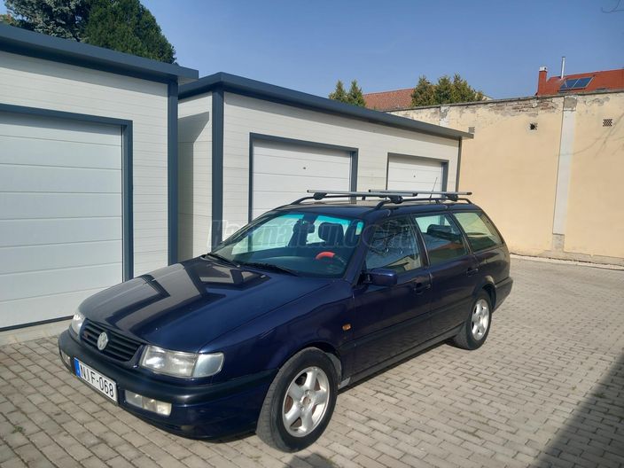 VOLKSWAGEN PASSAT IV Variant 1.6 CL Primo