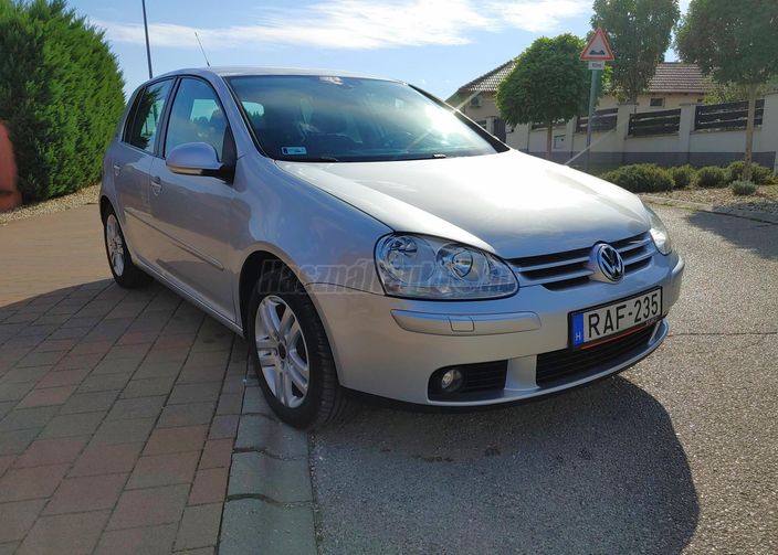 VOLKSWAGEN GOLF V 1.4 Perfekt