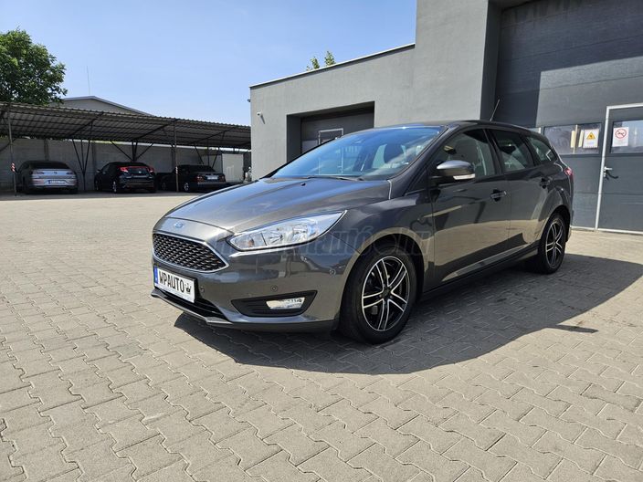 FORD FOCUS 1.5 TDCI Titanium