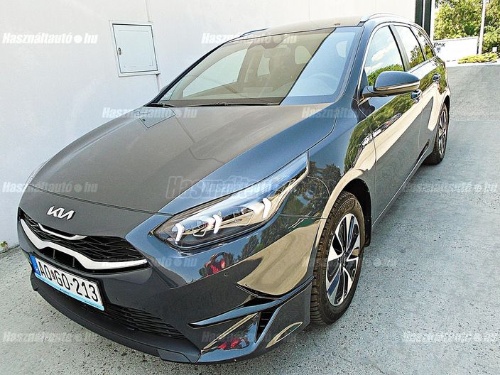 KIA CEE'D Ceed SW 1.5 T-GDI Gold