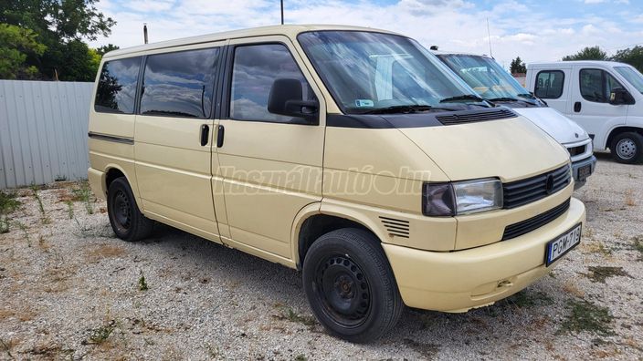 VOLKSWAGEN TRANSPORTER T4 Caravelle 2.5 Comfortline