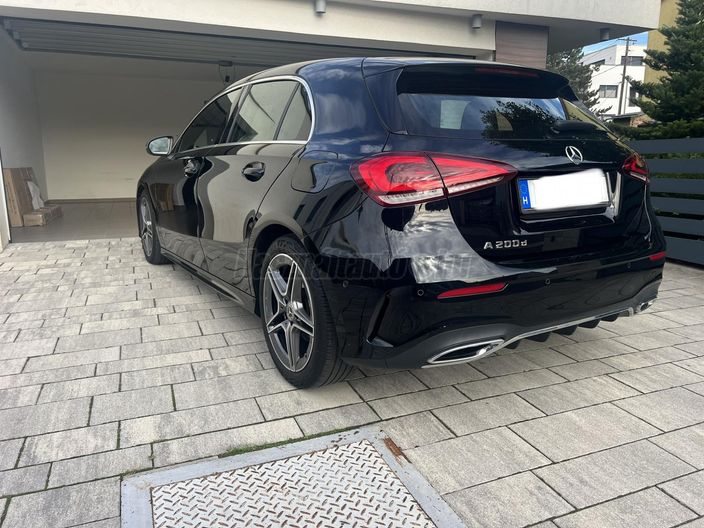 MERCEDES-BENZ A 200 d AMG Line Athletic 8G-DCT