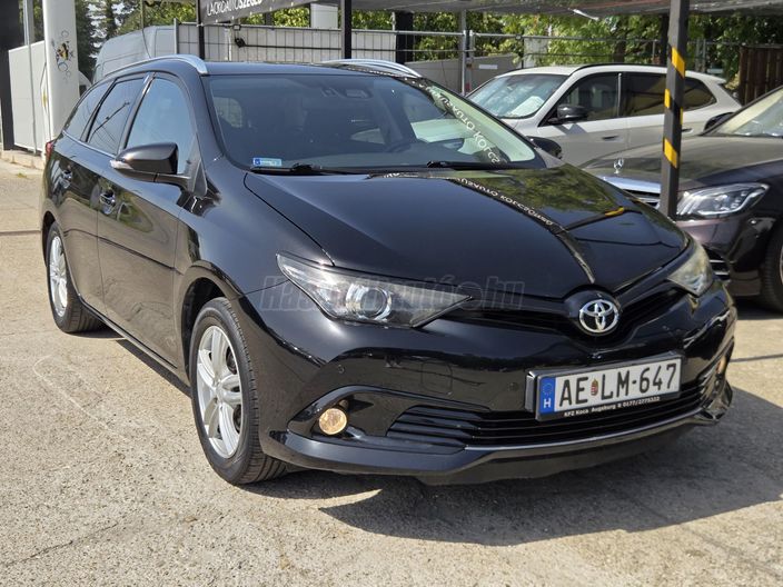 TOYOTA AURIS Touring Sports 1.2T Active MY17